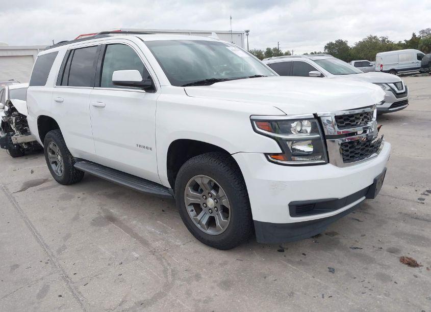 2018 Chevrolet Tahoe LS (VIN 1GNSCAEC1JR266544) main photo