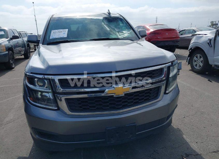 Photo 12 of 2018 Chevrolet Tahoe LS (VIN 1GNSCAEC2JR306131)