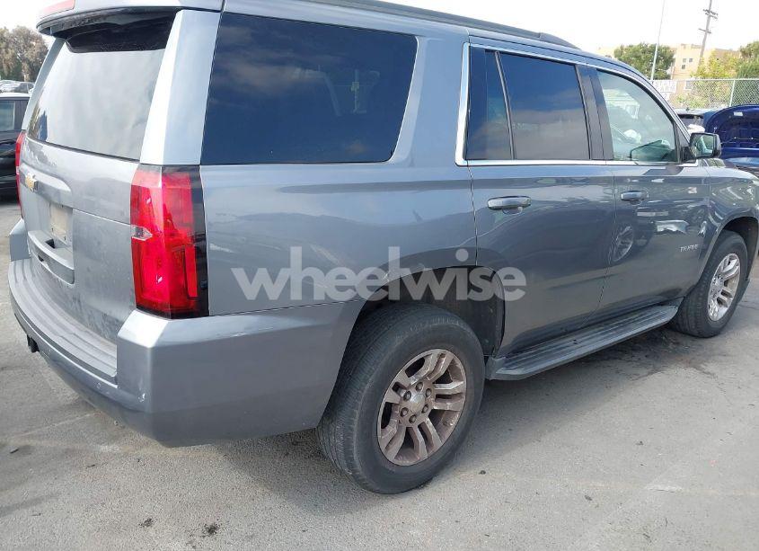 Photo 4 of 2018 Chevrolet Tahoe LS (VIN 1GNSCAEC2JR306131)