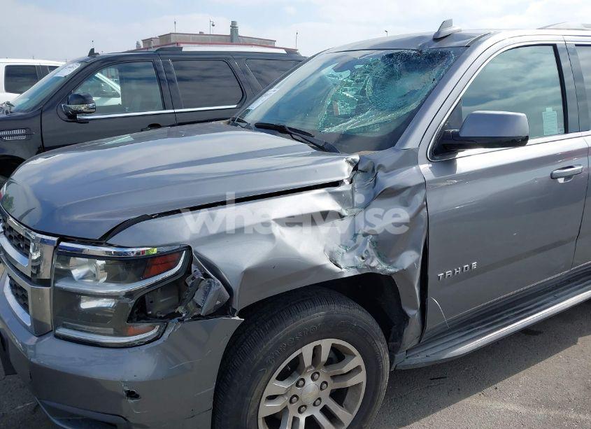 Photo 6 of 2018 Chevrolet Tahoe LS (VIN 1GNSCAEC2JR306131)