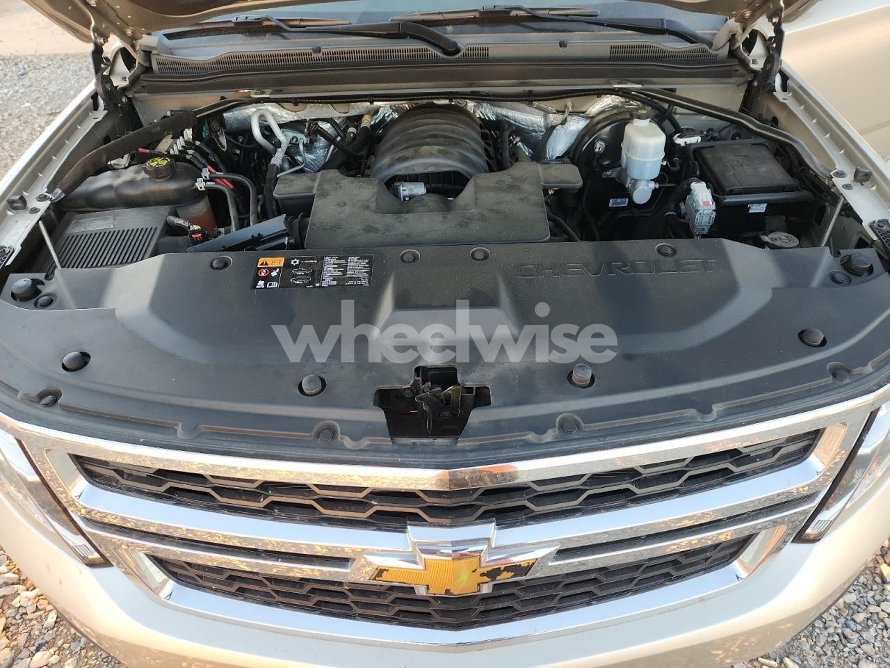 Photo 12 of 2016 CHEVROLET TAHOE C1500 LS (VIN 1GNSCAEC7GR264970)