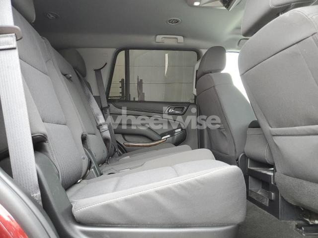 Photo 8 of 2018 CHEVROLET TAHOE C1500 LS (VIN 1GNSCAEC7JR362503)