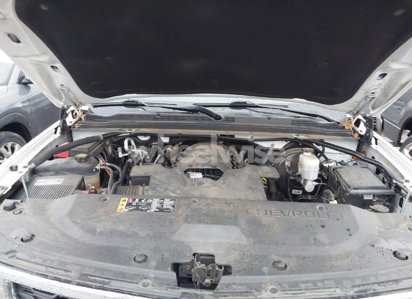 Photo 10 of 2019 Chevrolet Tahoe LS (VIN 1GNSCAEC9KR218517)