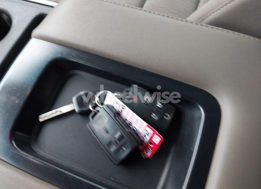 Photo 11 of 2019 Chevrolet Tahoe LS (VIN 1GNSCAEC9KR218517)