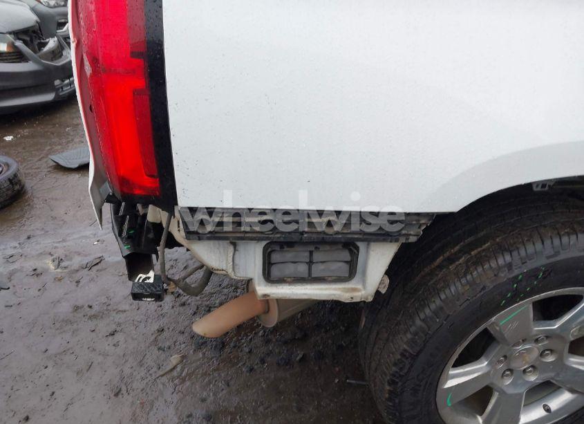 Photo 21 of 2019 Chevrolet Tahoe LS (VIN 1GNSCAEC9KR218517)