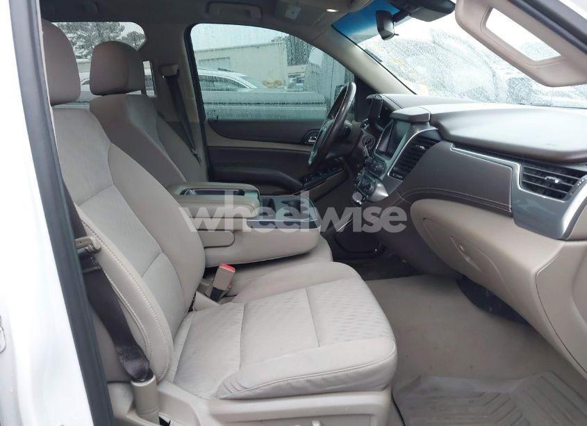 Photo 5 of 2019 Chevrolet Tahoe LS (VIN 1GNSCAEC9KR218517)