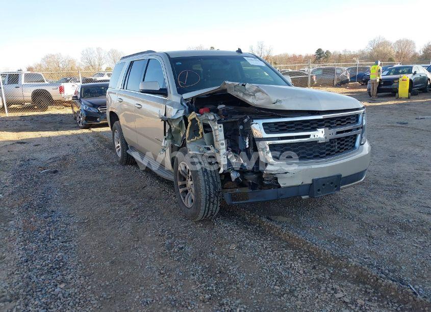 2015 Chevrolet Tahoe LS (VIN 1GNSCAKC0FR115934) main photo