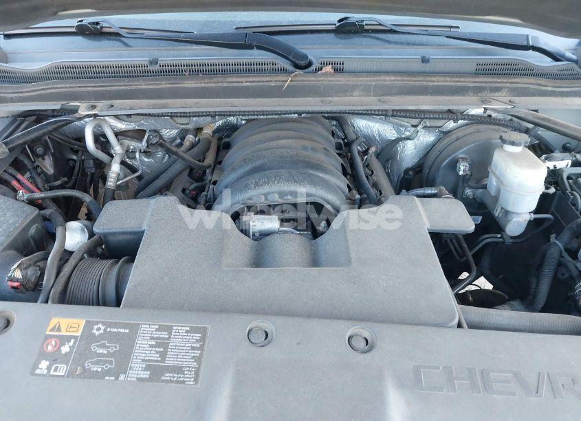 Photo 10 of 2015 Chevrolet Tahoe LS (VIN 1GNSCAKC0FR115934)