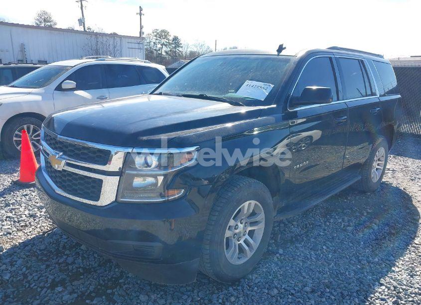 Photo 2 of 2015 Chevrolet Tahoe LS (VIN 1GNSCAKC0FR239363)