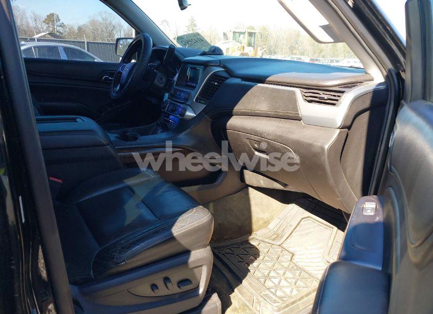 Photo 5 of 2015 Chevrolet Tahoe LS (VIN 1GNSCAKC0FR239363)