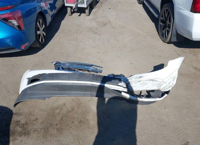 Photo 12 of 2016 Chevrolet Tahoe LS (VIN 1GNSCAKC0GR241969)