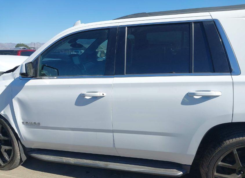 Photo 15 of 2016 Chevrolet Tahoe LS (VIN 1GNSCAKC0GR241969)