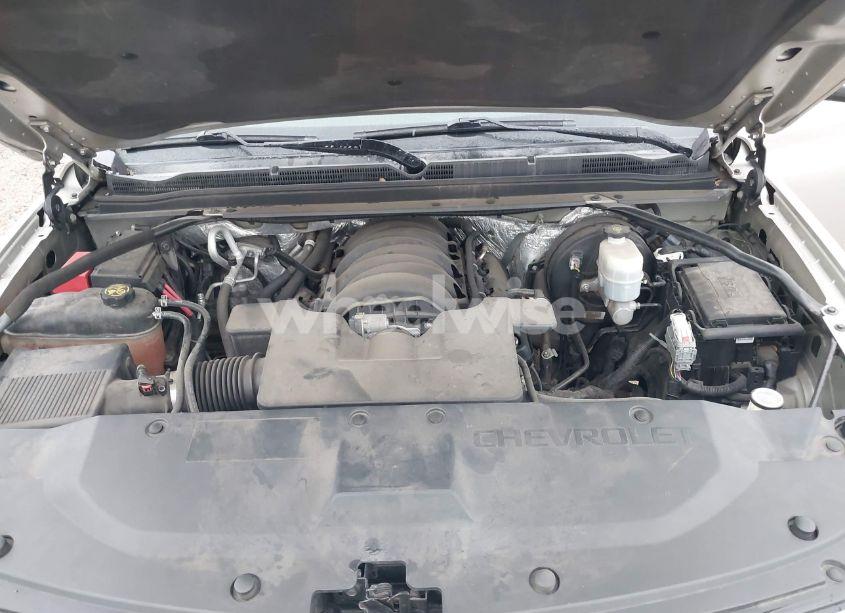 Photo 10 of 2016 Chevrolet Tahoe LS (VIN 1GNSCAKC0GR364686)