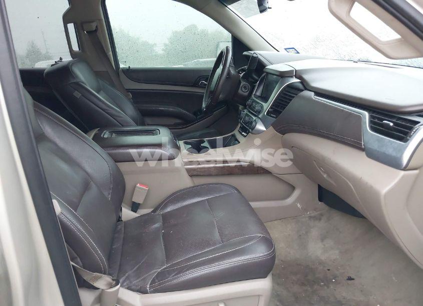 Photo 5 of 2016 Chevrolet Tahoe LS (VIN 1GNSCAKC0GR364686)