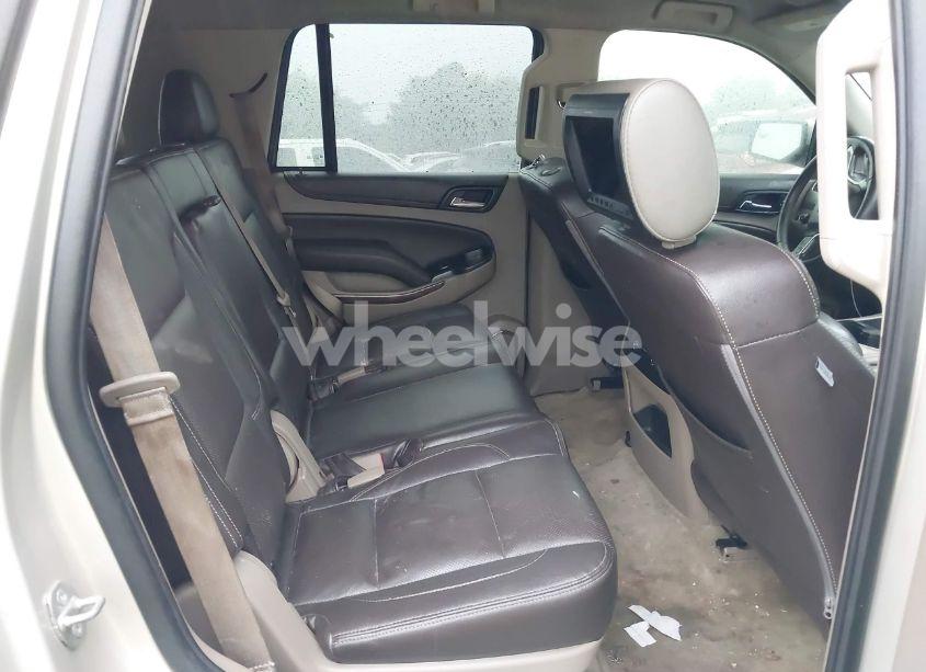 Photo 8 of 2016 Chevrolet Tahoe LS (VIN 1GNSCAKC0GR364686)