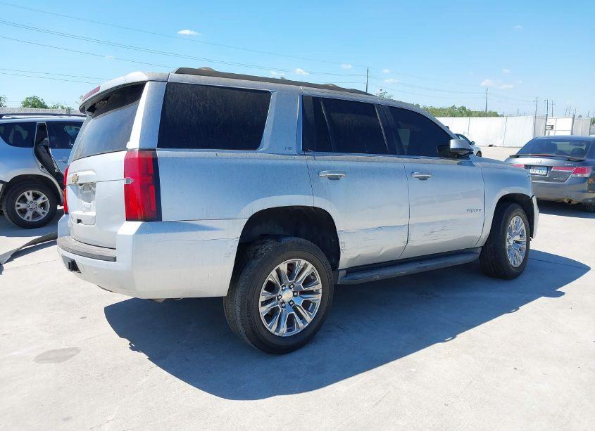 Photo 4 of 2015 Chevrolet Tahoe LS (VIN 1GNSCAKC1FR108250)