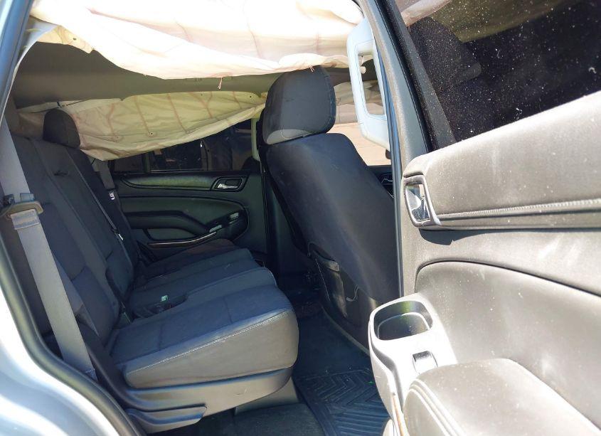 Photo 8 of 2015 Chevrolet Tahoe LS (VIN 1GNSCAKC1FR108250)