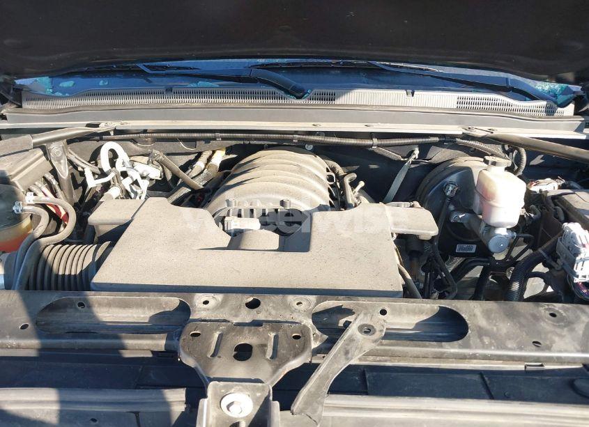 Photo 10 of 2019 Chevrolet Tahoe LS (VIN 1GNSCAKC1KR279168)