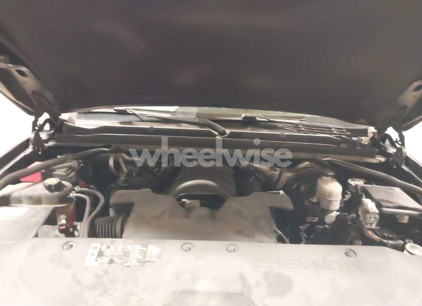 Photo 10 of 2017 Chevrolet Tahoe LS (VIN 1GNSCAKC2HR395732)