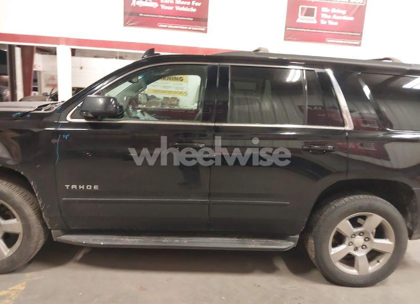 Photo 14 of 2017 Chevrolet Tahoe LS (VIN 1GNSCAKC2HR395732)