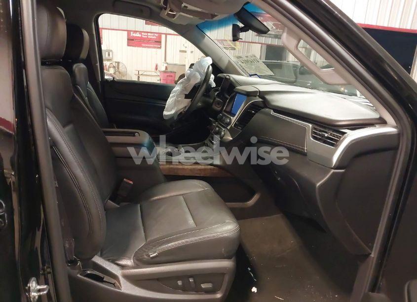 Photo 5 of 2017 Chevrolet Tahoe LS (VIN 1GNSCAKC2HR395732)