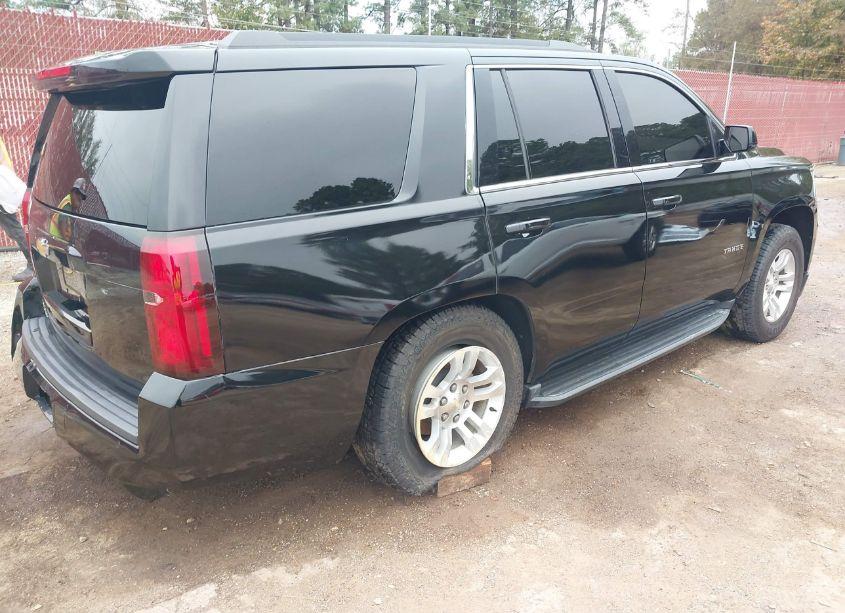 Photo 4 of 2019 Chevrolet Tahoe LS (VIN 1GNSCAKC2KR348403)