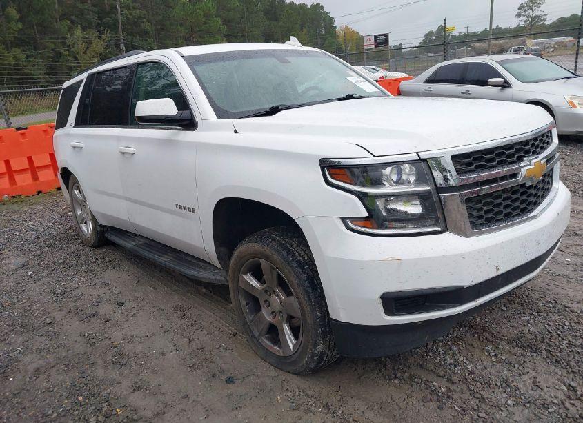 2016 Chevrolet Tahoe LS (VIN 1GNSCAKC3GR370823) main photo
