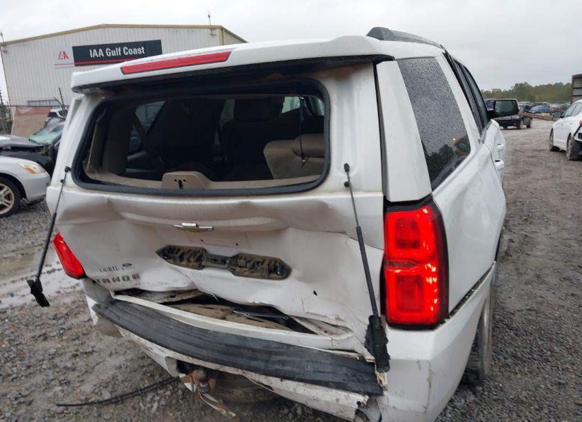 Photo 6 of 2016 Chevrolet Tahoe LS (VIN 1GNSCAKC3GR370823)