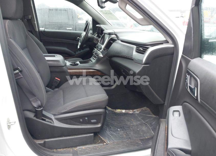 Photo 5 of 2017 Chevrolet Tahoe LS (VIN 1GNSCAKC3HR265961)