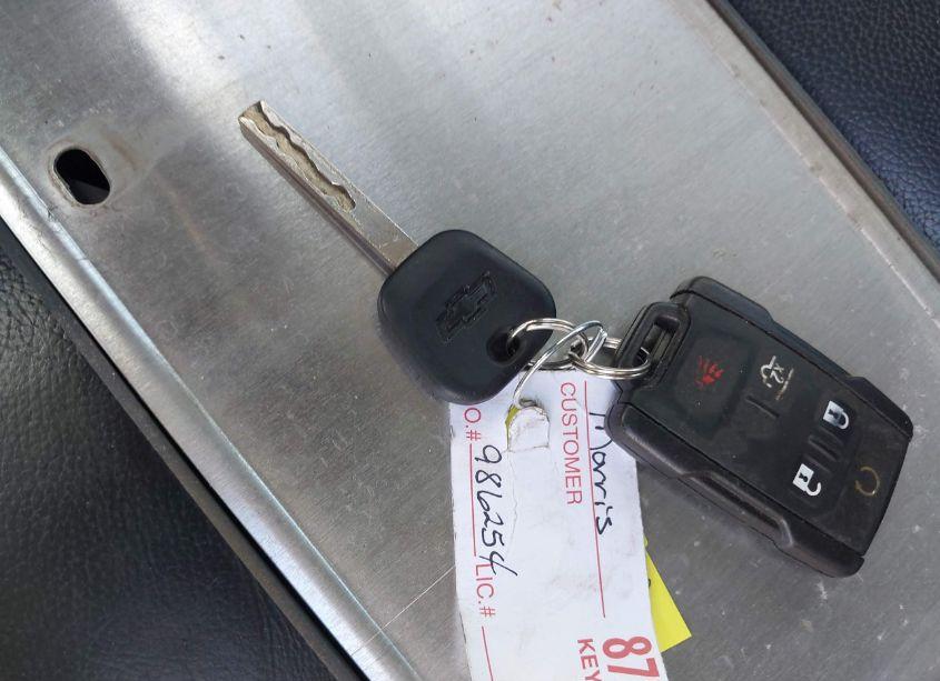 Photo 11 of 2018 Chevrolet Tahoe LS (VIN 1GNSCAKC3JR135944)