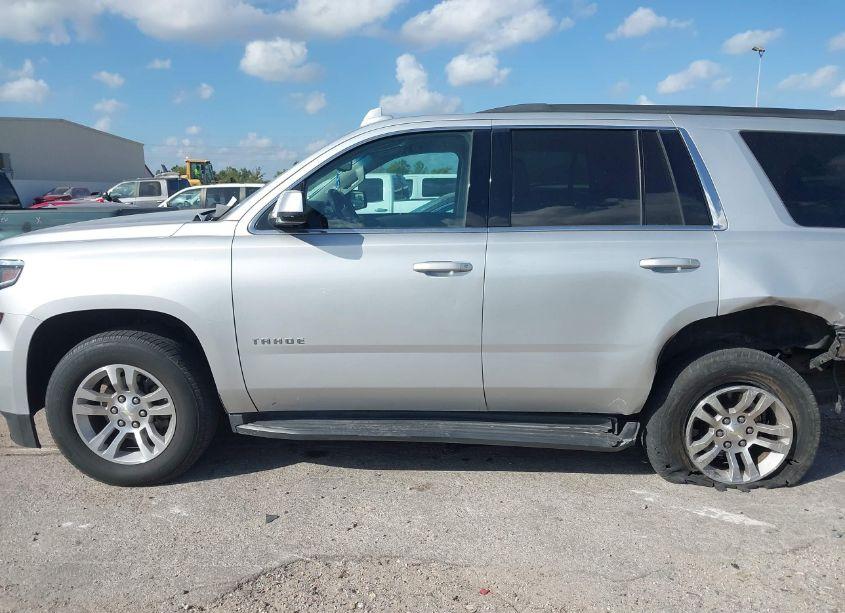 Photo 15 of 2018 Chevrolet Tahoe LS (VIN 1GNSCAKC3JR135944)
