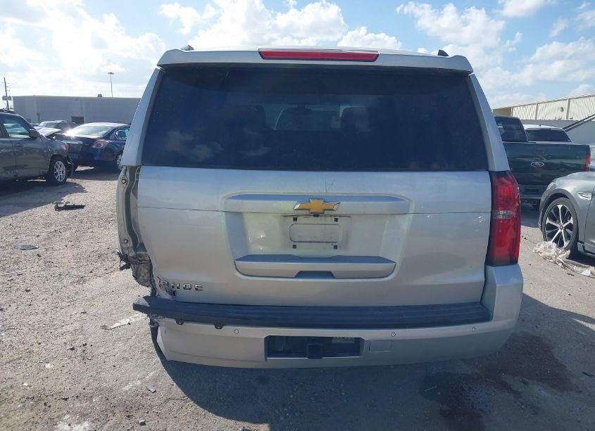 Photo 17 of 2018 Chevrolet Tahoe LS (VIN 1GNSCAKC3JR135944)