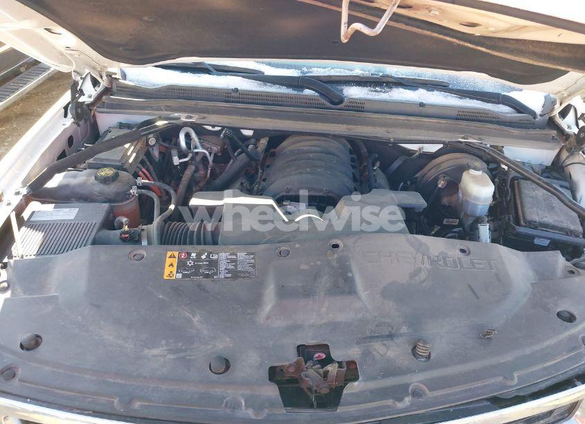 Photo 10 of 2019 Chevrolet Tahoe LS (VIN 1GNSCAKC3KR238217)