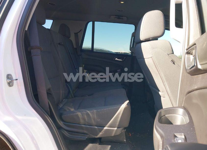 Photo 8 of 2019 Chevrolet Tahoe LS (VIN 1GNSCAKC3KR238217)