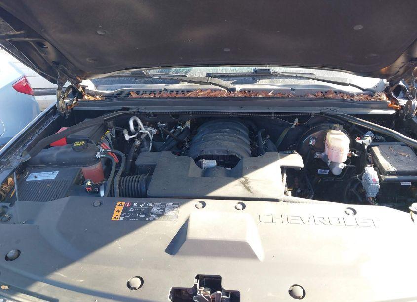 Photo 10 of 2019 Chevrolet Tahoe LS (VIN 1GNSCAKC4KR252563)