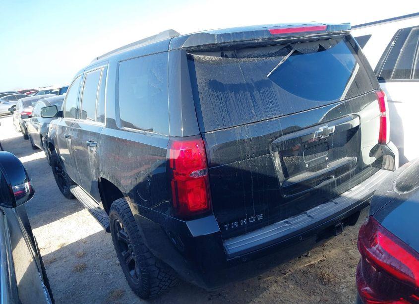 Photo 3 of 2019 Chevrolet Tahoe LS (VIN 1GNSCAKC4KR252563)