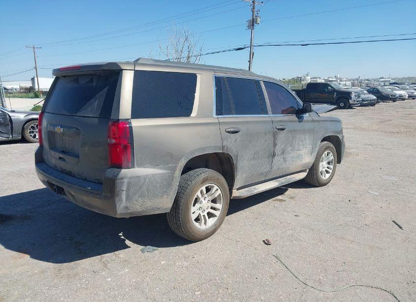 Photo 4 of 2015 Chevrolet Tahoe LS (VIN 1GNSCAKC5FR632663)