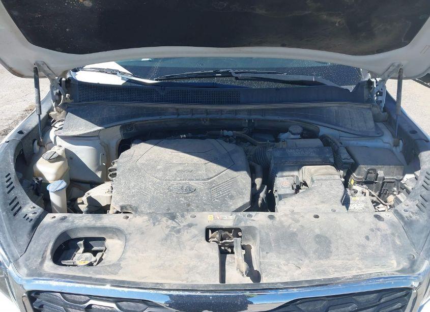 Photo 9 of 2015 Chevrolet Tahoe LS (VIN 1GNSCAKC5FR632663)