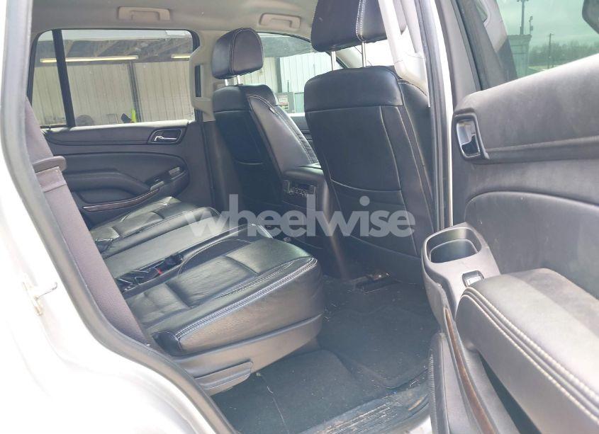 Photo 8 of 2016 Chevrolet Tahoe LS (VIN 1GNSCAKC5GR354722)