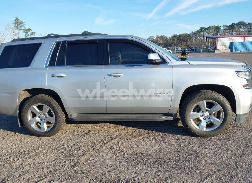Photo 13 of 2017 Chevrolet Tahoe LS (VIN 1GNSCAKC6HR161464)