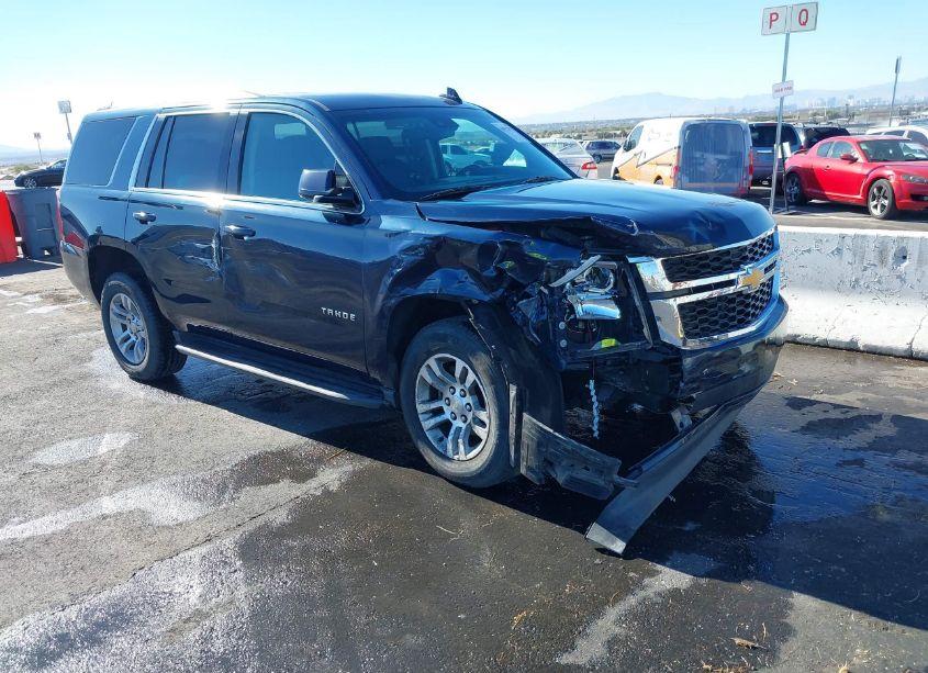 2018 Chevrolet Tahoe LS (VIN 1GNSCAKC6JR256791) main photo