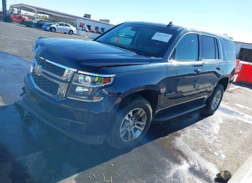 Photo 2 of 2018 Chevrolet Tahoe LS (VIN 1GNSCAKC6JR256791)