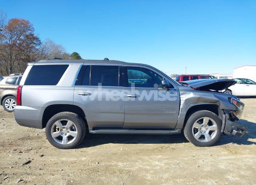 Photo 13 of 2018 Chevrolet Tahoe LS (VIN 1GNSCAKC6JR331845)