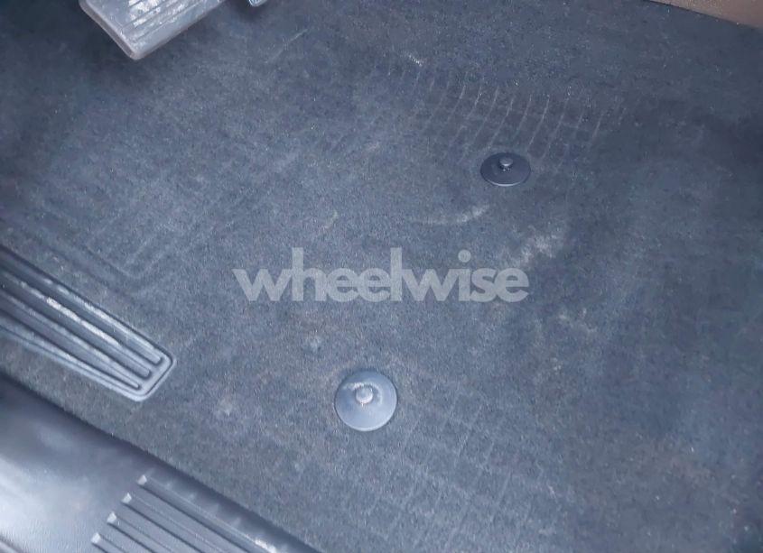 Photo 18 of 2018 Chevrolet Tahoe LS (VIN 1GNSCAKC6JR331845)