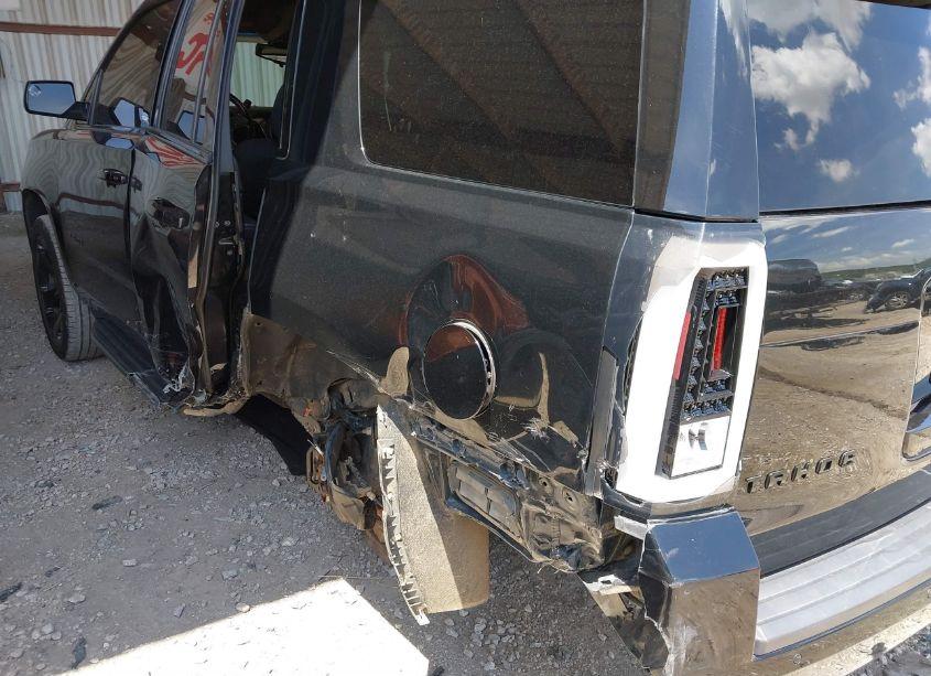 Photo 3 of 2020 Chevrolet Tahoe 2WD LS (VIN 1GNSCAKC6LR137416)