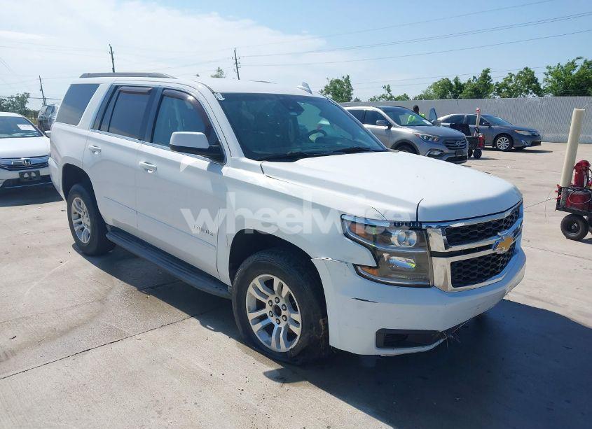 2015 Chevrolet Tahoe LS (VIN 1GNSCAKC7FR505378) main photo