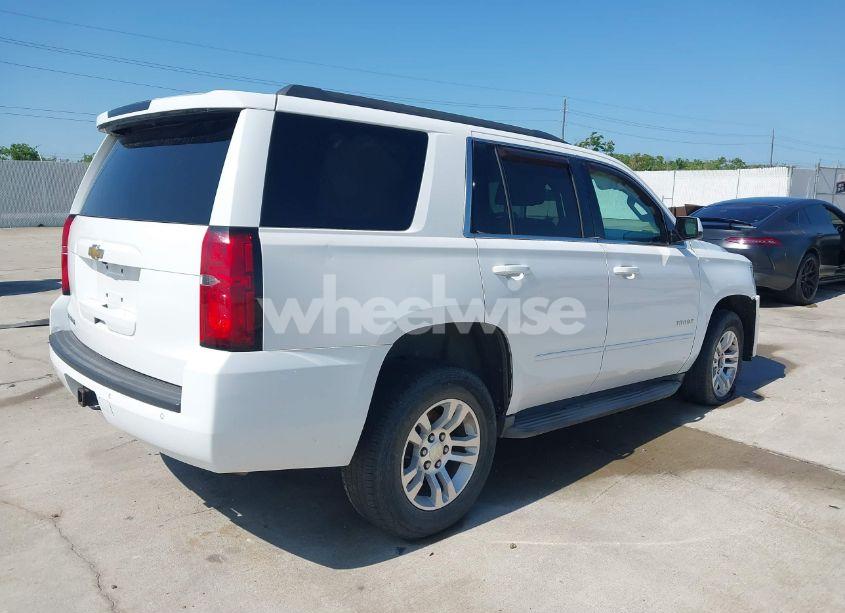 Photo 4 of 2015 Chevrolet Tahoe LS (VIN 1GNSCAKC7FR505378)