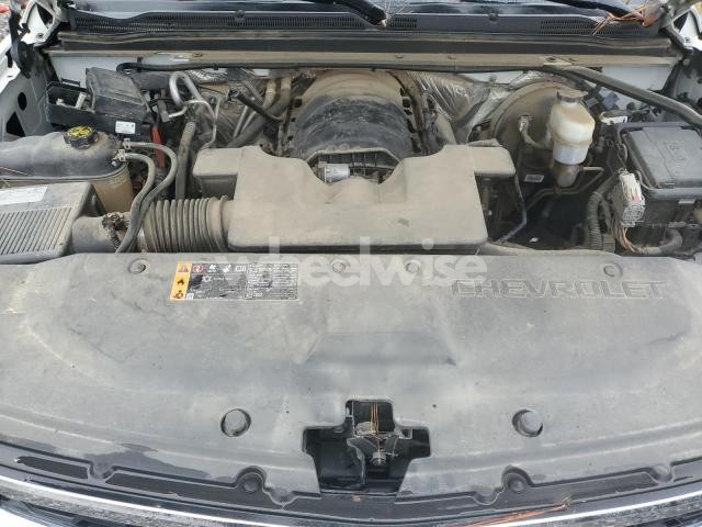 Photo 5 of 2018 CHEVROLET TAHOE C1500 LS (VIN 1GNSCAKC7JR218700)