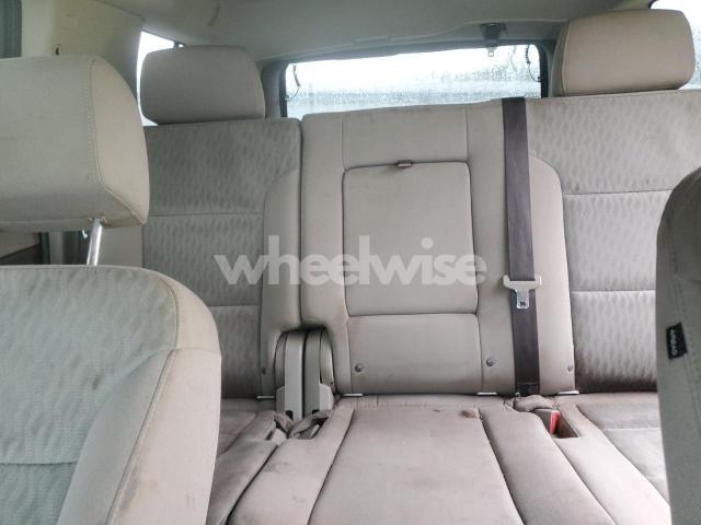 Photo 9 of 2018 CHEVROLET TAHOE C1500 LS (VIN 1GNSCAKC7JR218700)