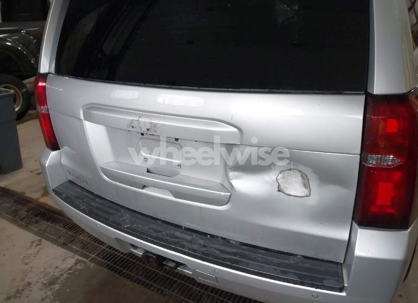 Photo 16 of 2019 Chevrolet Tahoe LS (VIN 1GNSCAKC7KR218892)